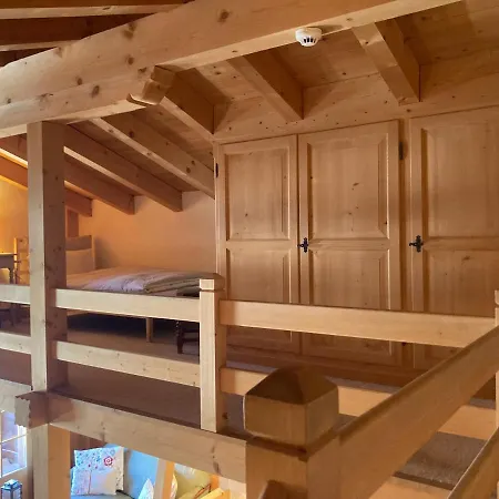 ホテル Alpenrose Mit Gourmet-restaurant Azalee グスタード