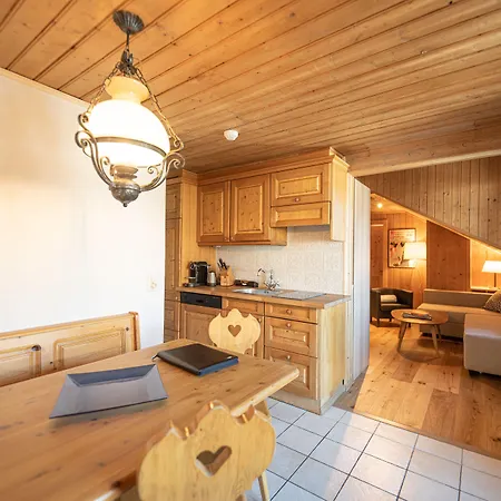 Alpenrose Mit Gourmet-restaurant Azalee Hotel 4*