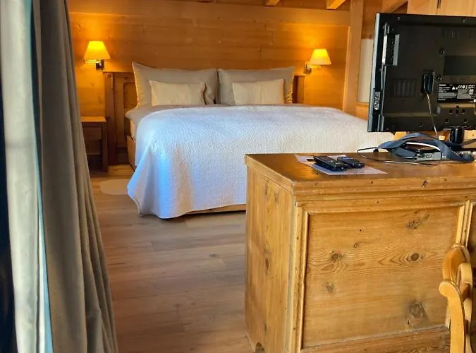 Alpenrose Mit Gourmet-restaurant Azalee 酒店 格施塔德