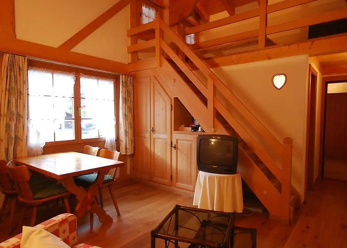 Hotel Alpenrose Mit Gourmet-restaurant Azalee Gstaad