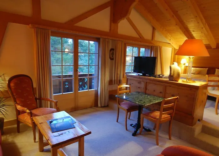 Hotel Alpenrose Mit Gourmet-restaurant Azalee Gstaad