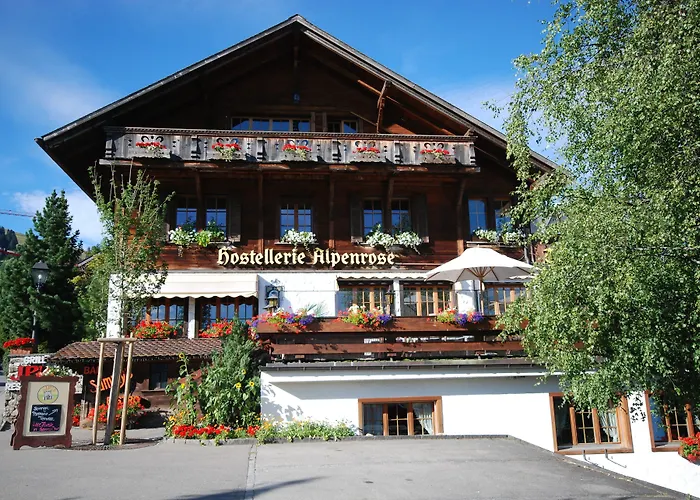 Hotel Alpenrose Mit Gourmet-restaurant Azalee Gstaad
