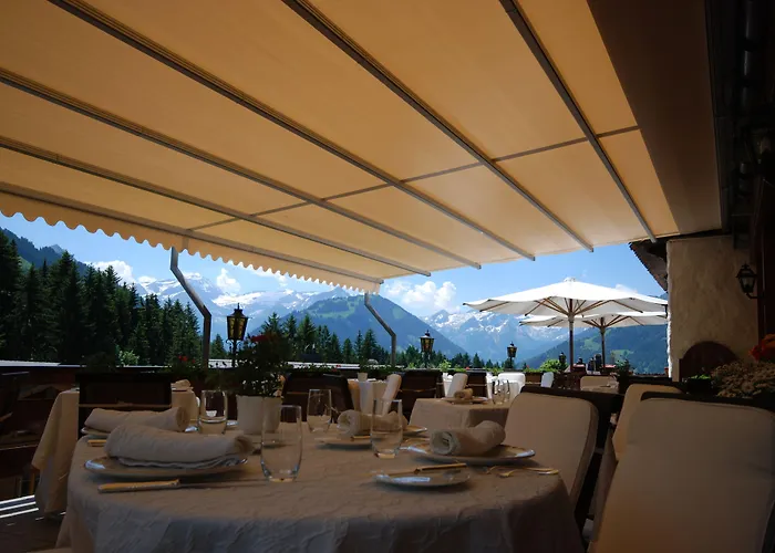 Alpenrose Mit Gourmet-restaurant Azalee 4* Gstaad