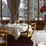 호텔 Alpenrose Mit Gourmet-restaurant Azalee 그슈타드